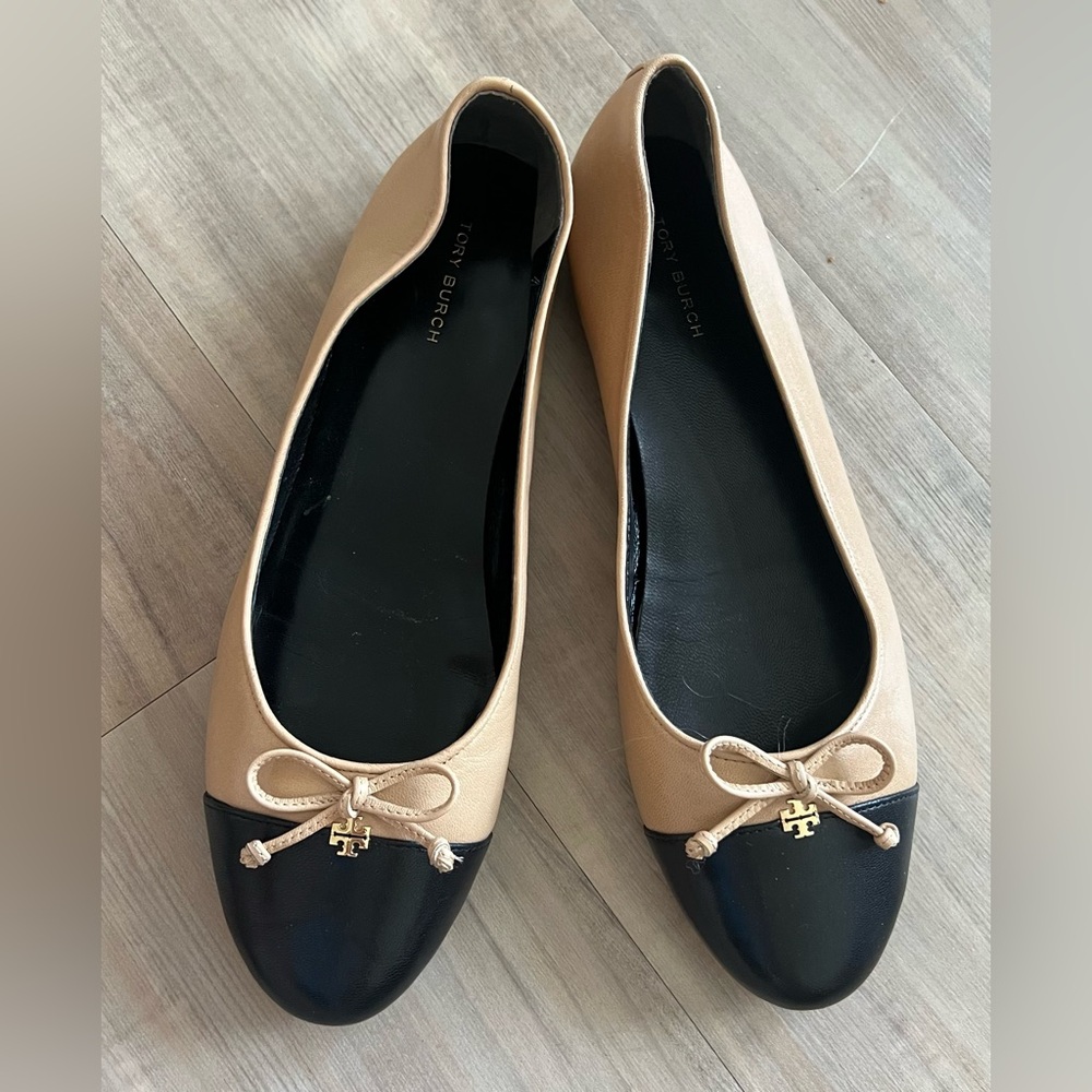 Tory Burch contrast Captoe bow Black & Tan Ballet flats shoes 8.5
